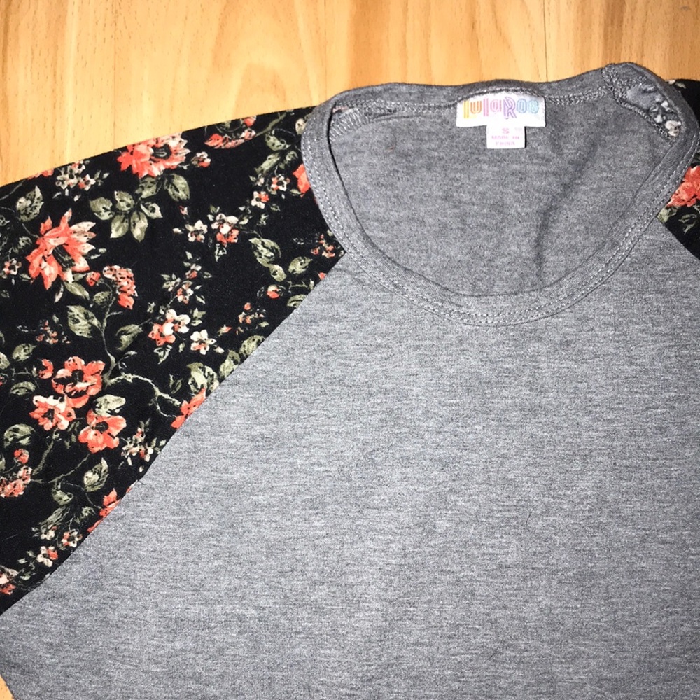 Lularoe randy shirt with floral sleeves